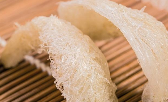 燕窩的功效與作用是什么？吃燕窩對(duì)人體有哪些好處？