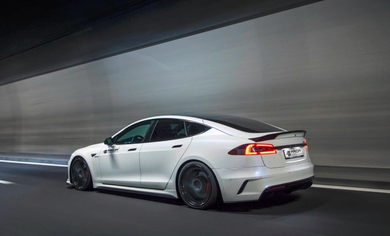 特斯拉modelx100d價(jià)格是多少？它和p100d有什么區(qū)別？